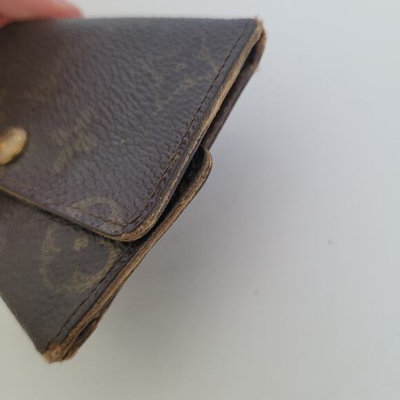 Authentic Louis Vuitton Monogram Multicles 6 Key Hooks Case Brown Small 2002 - Picture 11 of 11